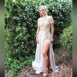 Jonathan Kayne Elegant Cream Embellished Formal Dress